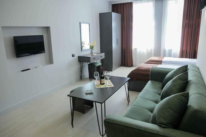 Апарт-Отель Nine Rooms Jerevan Buitenkant foto