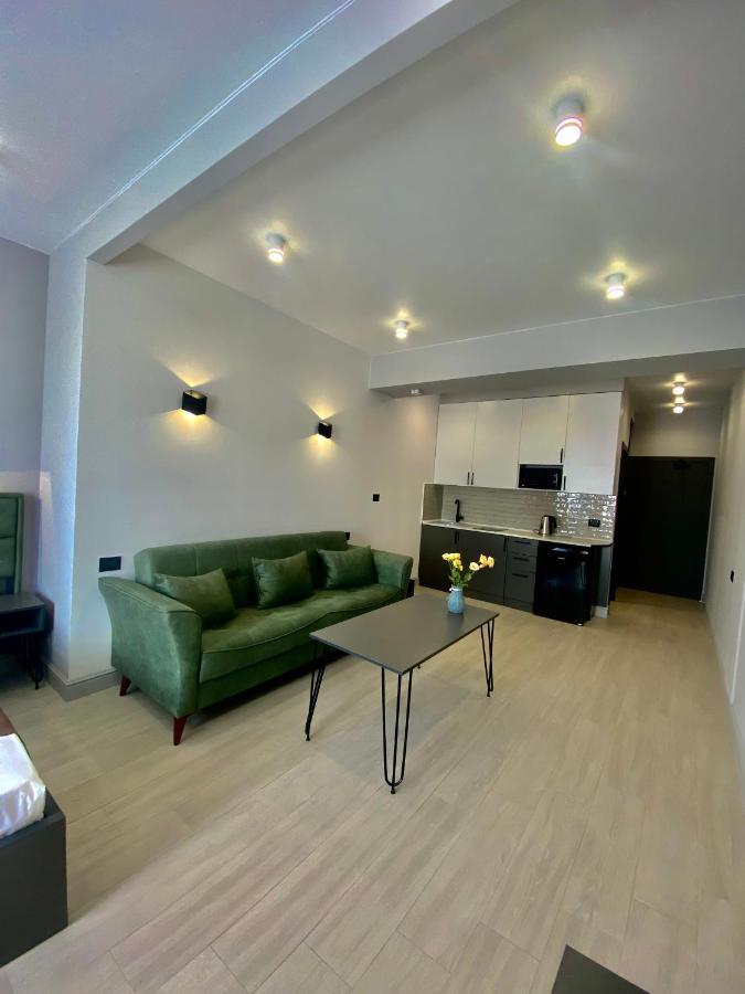 Апарт-Отель Nine Rooms Jerevan Buitenkant foto